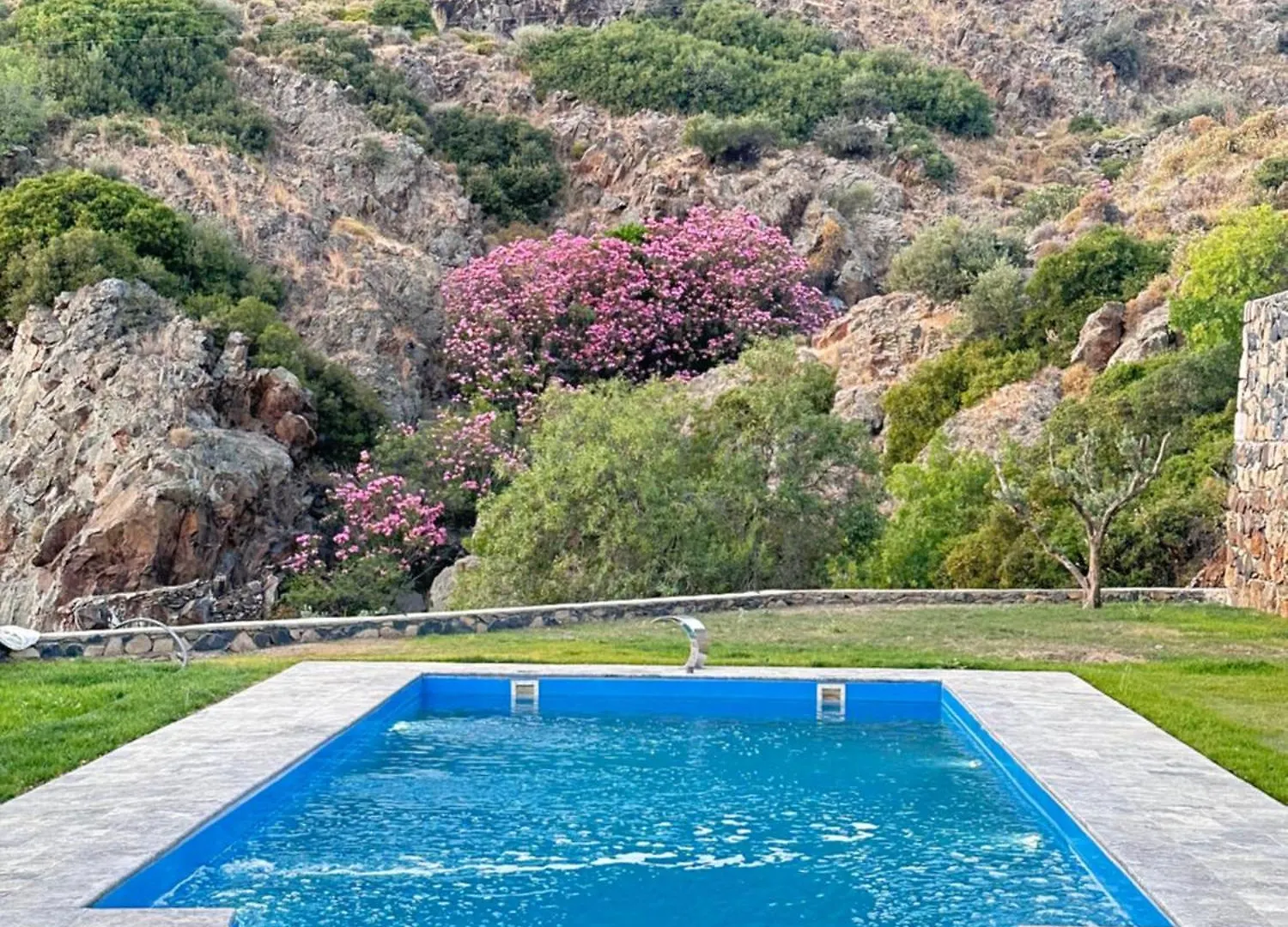 Vila Fintoz Butika Karaburun  Turecko